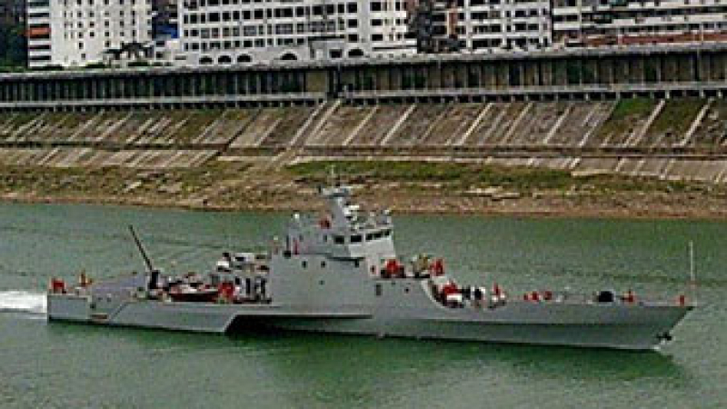 Снимки на китайски боен скоростен тримаран се появиха в интернет