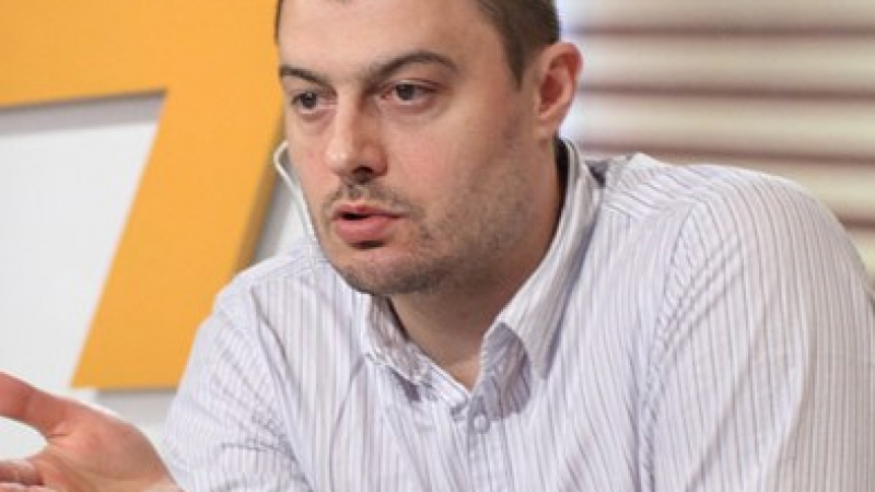 Бареков писал коментари в “Труд” и “24 часа”, изтрили ги