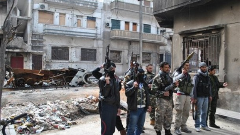 Въоръжени мъже убиха 68 цивилни в Хомс 