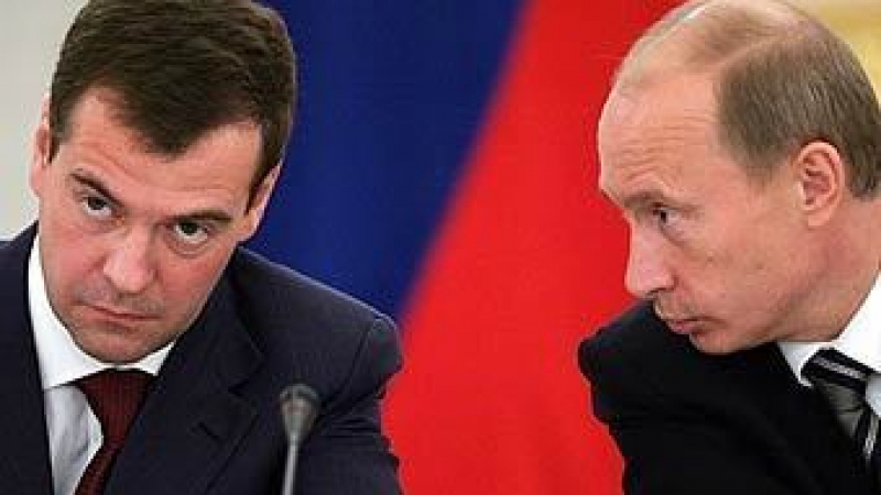 Путин обясни пред световни медии размяната с Медведев