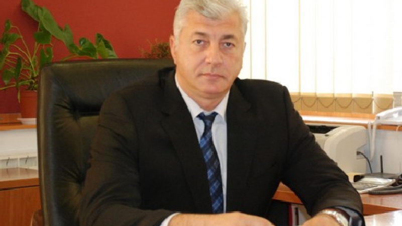 Областният управител на Пловдив върна 1300 лева 