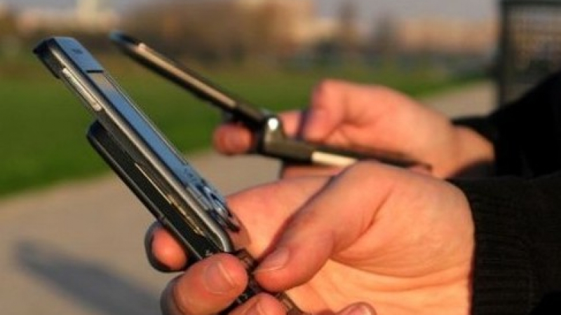 Мобилни оператори отново нарушават закона