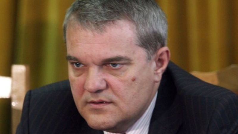 Румен Петков: Бюджетът на ДАНС се намалява с около 30% за пореден път