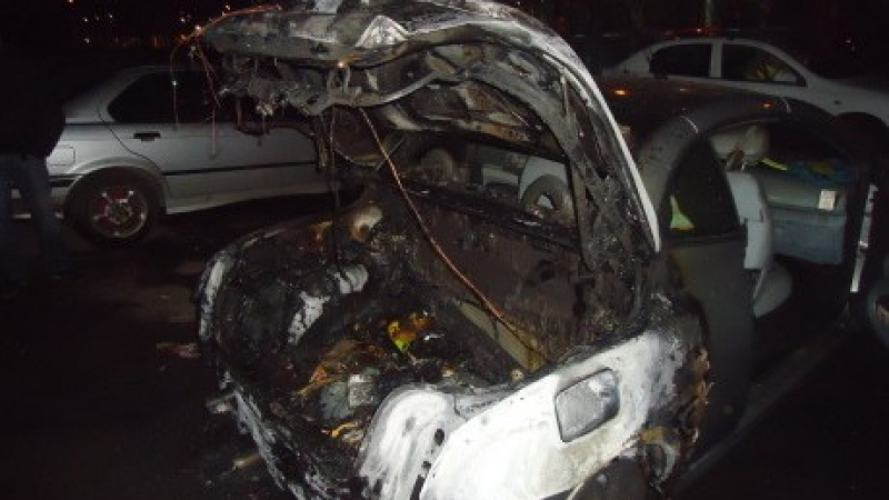 Отхвърлен мъж взривил колата на Кателина Гатева