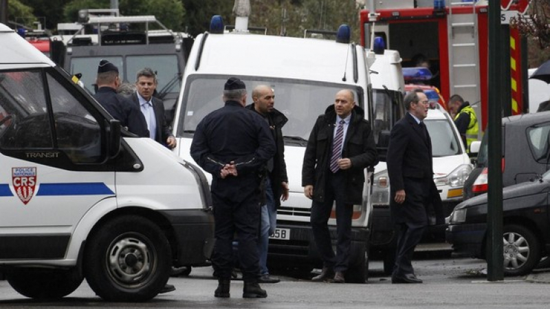 Три експлозии избухнаха до полицейската операция в Тулуза 