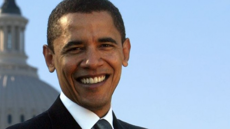 Барак Обама продължава да води на Мит Ромни 