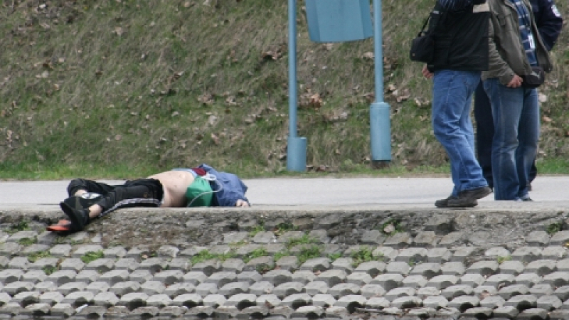 Зловещо самоубийство потресе Пловдив