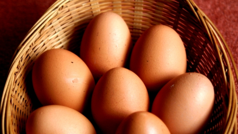 Яйцата падат до 20 стотинки за Великден 