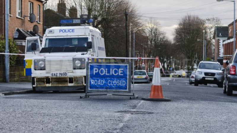 В Северна Ирландия обезвредиха 250-килограмова бомба