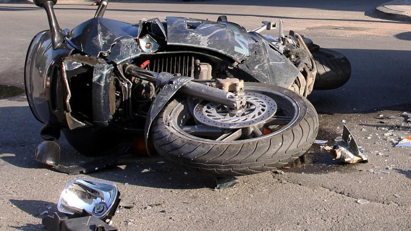 Мотоциклетист катастрофира и загина 
