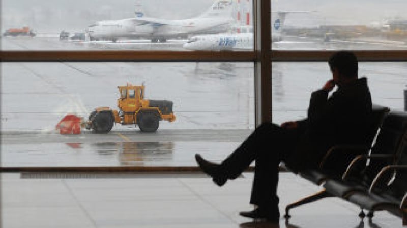 На летище „Внуково” заслепиха екипаж с лазер