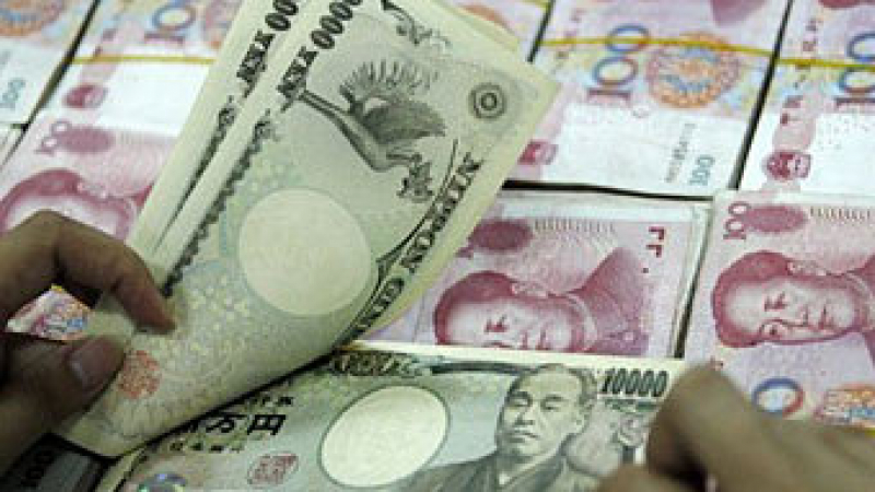 Китай и Япония изхвърлиха долара от валутните си плащания