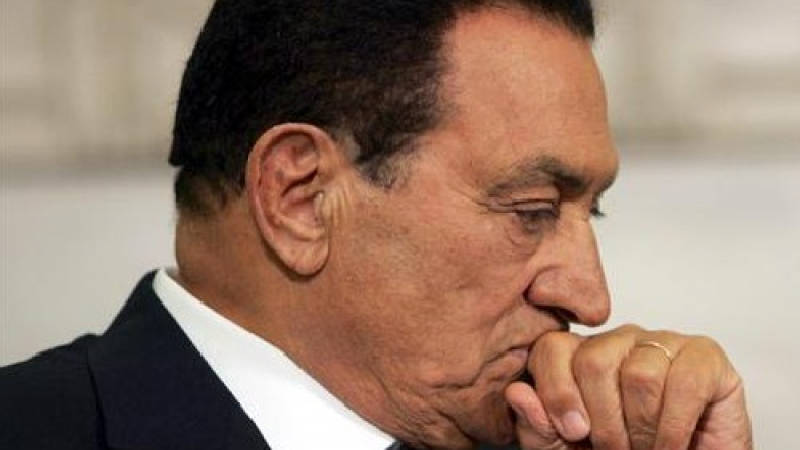 Черни облаци надвиснаха над семейството на Хосни Мубарак! Полицията закопча синовете му за... 