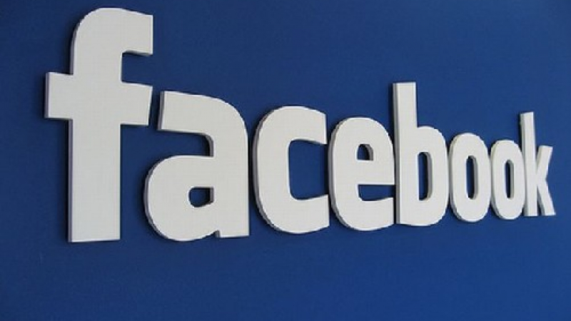 Facebook навлиза в мобилната реклама 