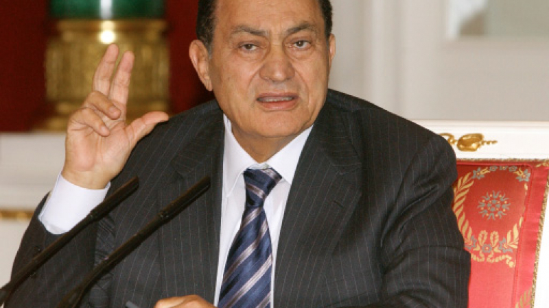 Хосни Мубарак е в кома