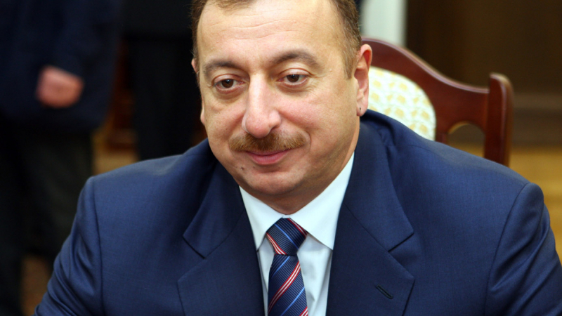 Илхам Алиев с изненадващ ход в Азербайджан