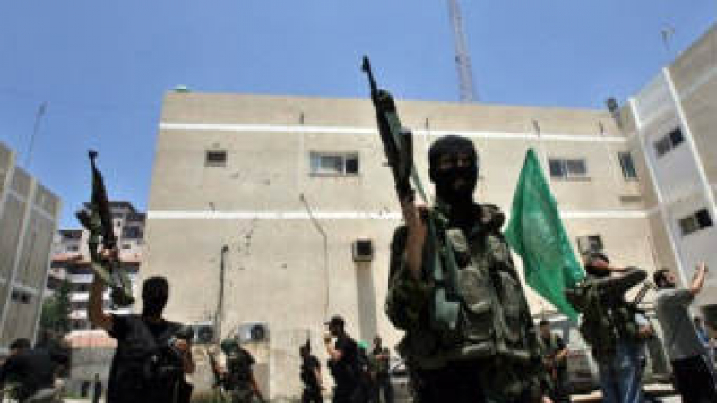 ХАМАС се съгласи да прекрати ударите по Израел