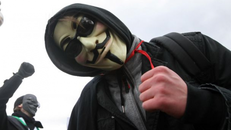 Anonymous заплашват  bTV заради манипулациите с екопротеста (ВИДЕО)