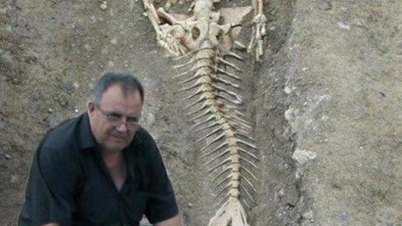 След вампирите край Созопол е открит и скелет на русалка