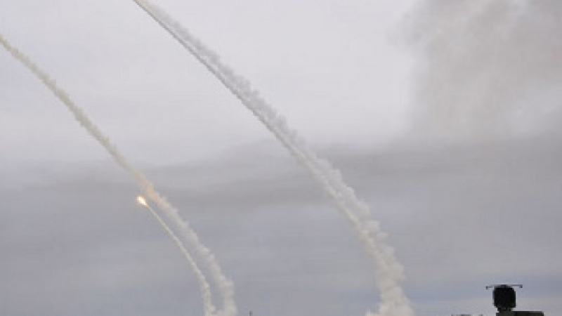 „Ведомости”: Русия прекратява доставката на ракети С-300 за Сирия