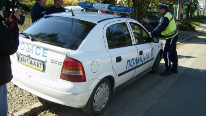 Полицаите, подхвърлили дрога в Сандански, с порицание