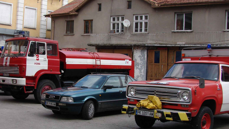 Отлага се първа кирка на нова пожарна в Перник заради огъня на Витоща