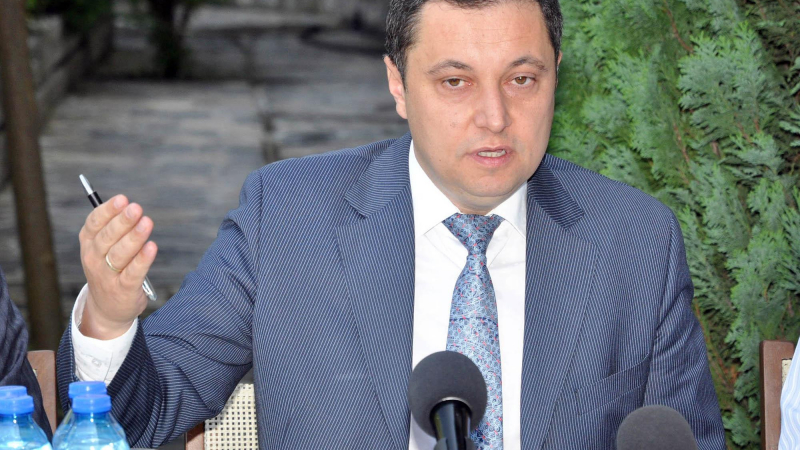 Яне Янев: Истинската версия за атентата в Бургас ще остане в тайна