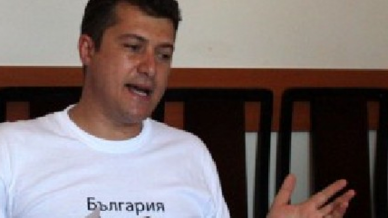  Астрологът Филип Филипов за атентата: Критичният момент не е отминал 