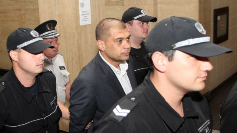 Ексдепутатът Димитър Аврамов лапал подкупи от бизнесмени и преди арестуването му