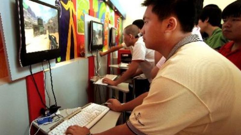 Интернет измами за 4.7 млрд. долара в Китай