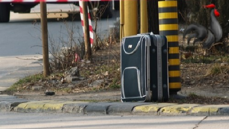 Изоставен куфар подлуди автогарата във Варна