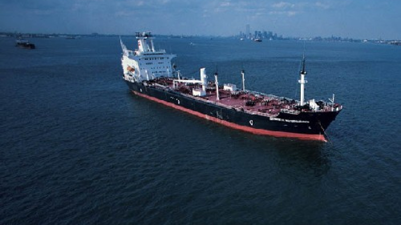 Пирати отвлякоха танкер до бреговете на Того 