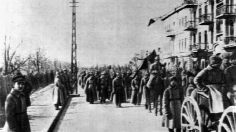 25.10.1922 г.: В Съветска Русия завършва гражданската война