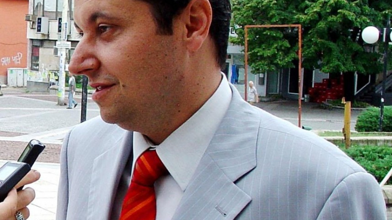 Яне Янев погва бивши министри 
