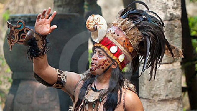 Жреци на маите почетоха с огън края на календарната ера