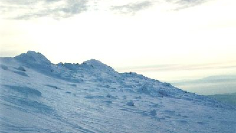 35 см сняг натрупа на Черни връх