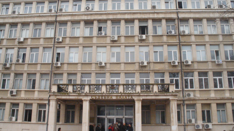 Сигнал за бомба затвори двете съдебни палати във Варна