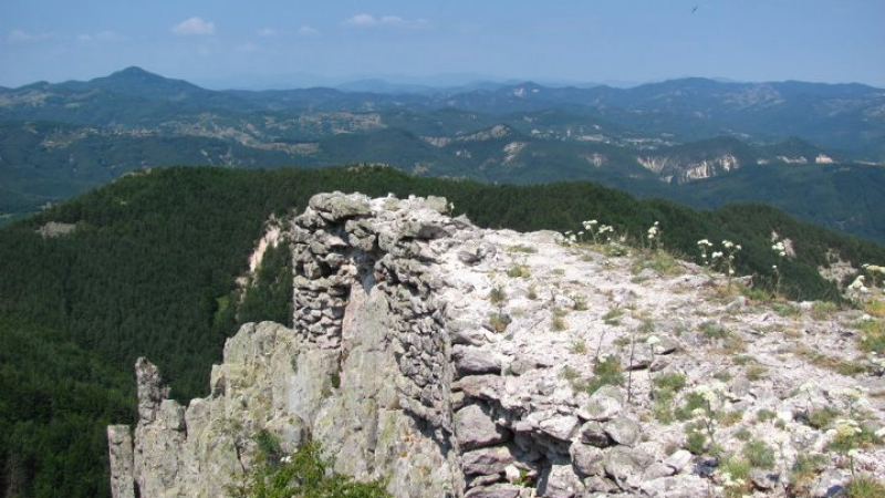 Крепостта Устра държи ключа към Родопите