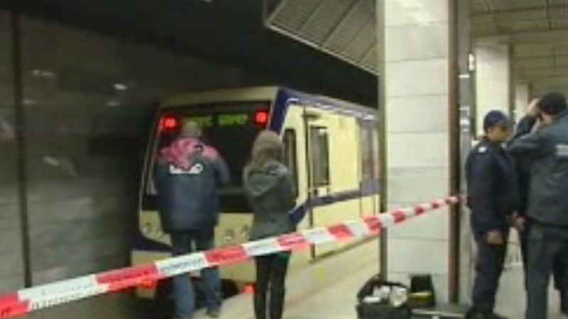 Асен Чолов мълчи като пън защо е блъснал жената в метрото 