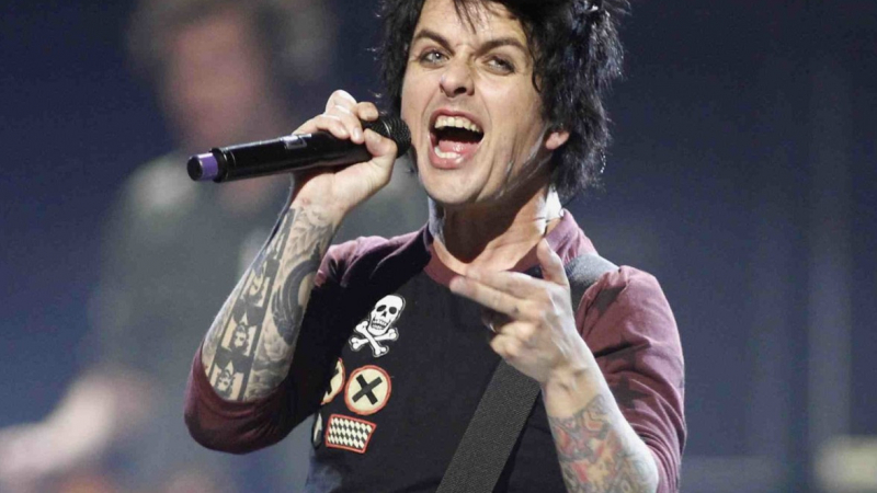 Green Day поемат на турне през март - Били Джо Армстронг се излекува от наркотиците и алкохола