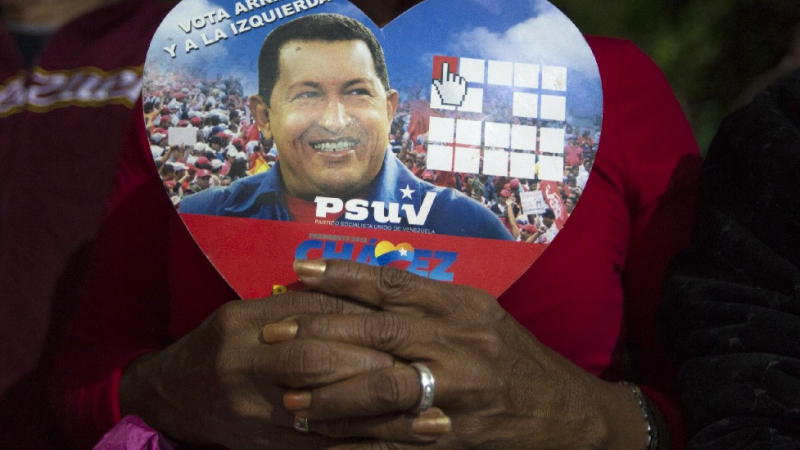 Кубински свещеници обещаха да изцелят Уго Чавес 