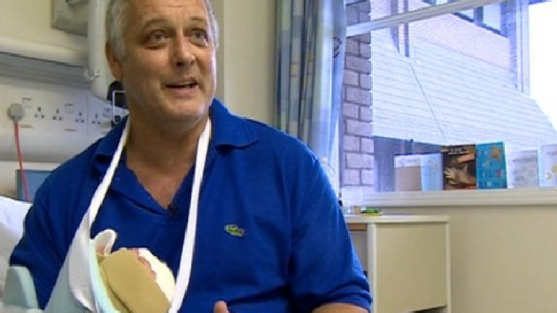 Уникално: Направиха трансплантация на ръка за първи път в Англия (ВИДЕО)