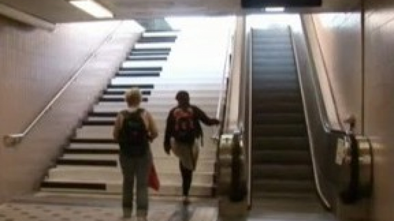 Стълбище свири като пиано в бразилско метро (ВИДЕО)
