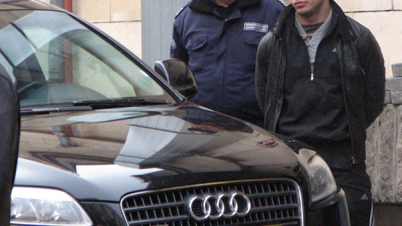 Юра Месропян е 19-годишният, прострелял шофьор при свада за паркиране в Пловдив 