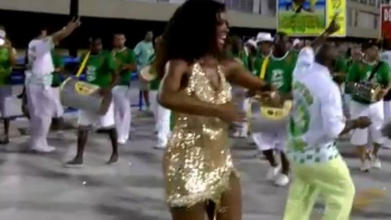 Чужденки превземат карнавала в Рио