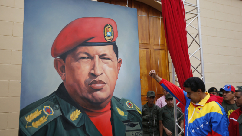 Уго Чавес: Народната любов ме лекува!
