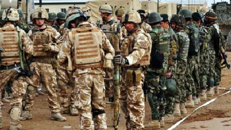 Британски военни, колекционирали талибански пръсти, отърваха съда