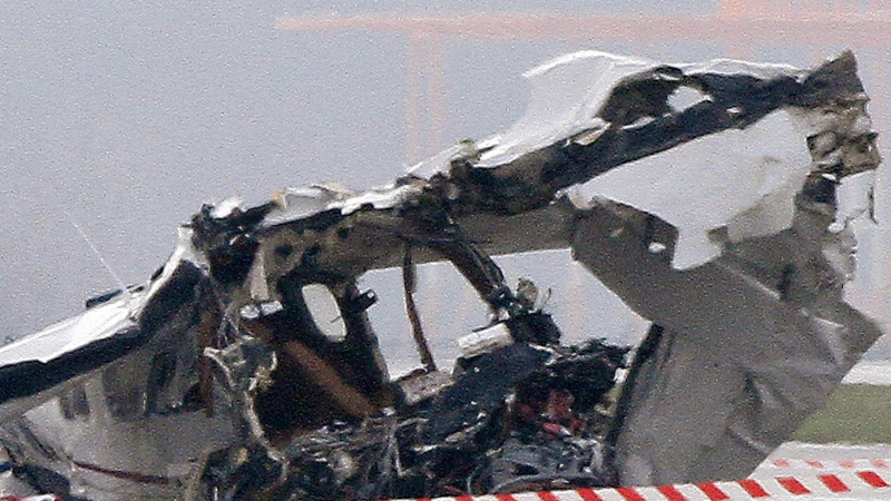 Самолет се преобърна в Украйна, има загинали 
