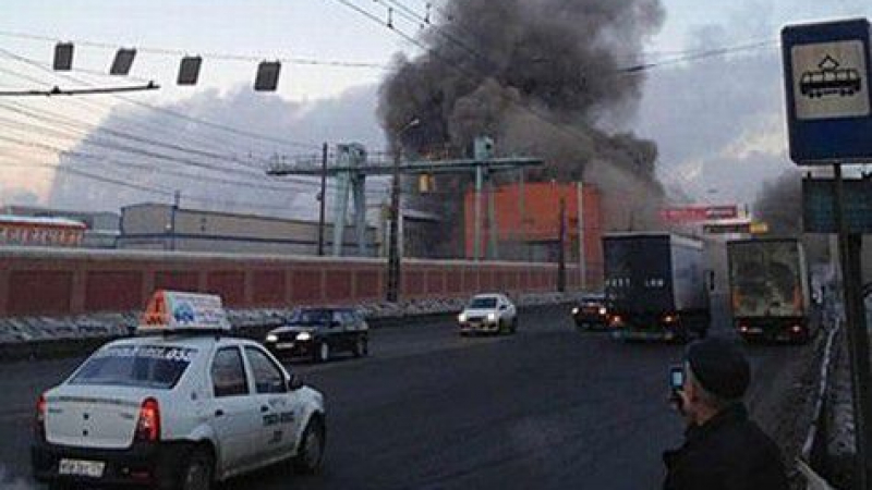 Падналият метеорит е разрушил Цинковия завод в Челябинск (ВИДЕО)