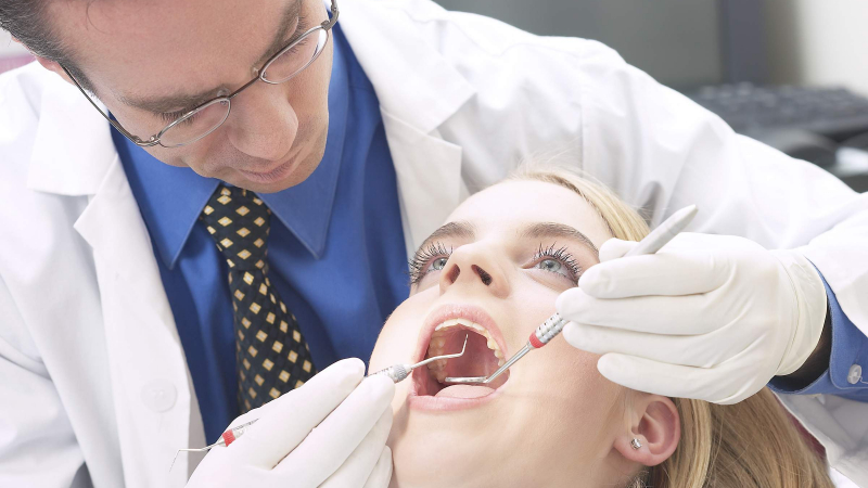 Д-р Георги Цалов: Българинът има право да се лекува при стоматолог за 15 лв. годишно!